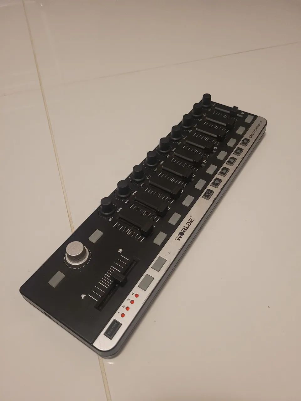 Controlador MIDI Easy Control