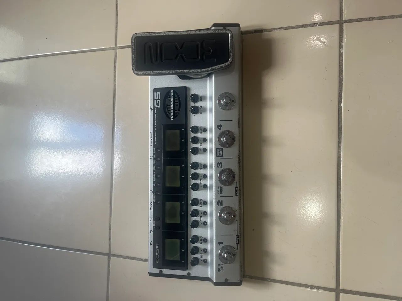 Pedaleira Zoom G5
