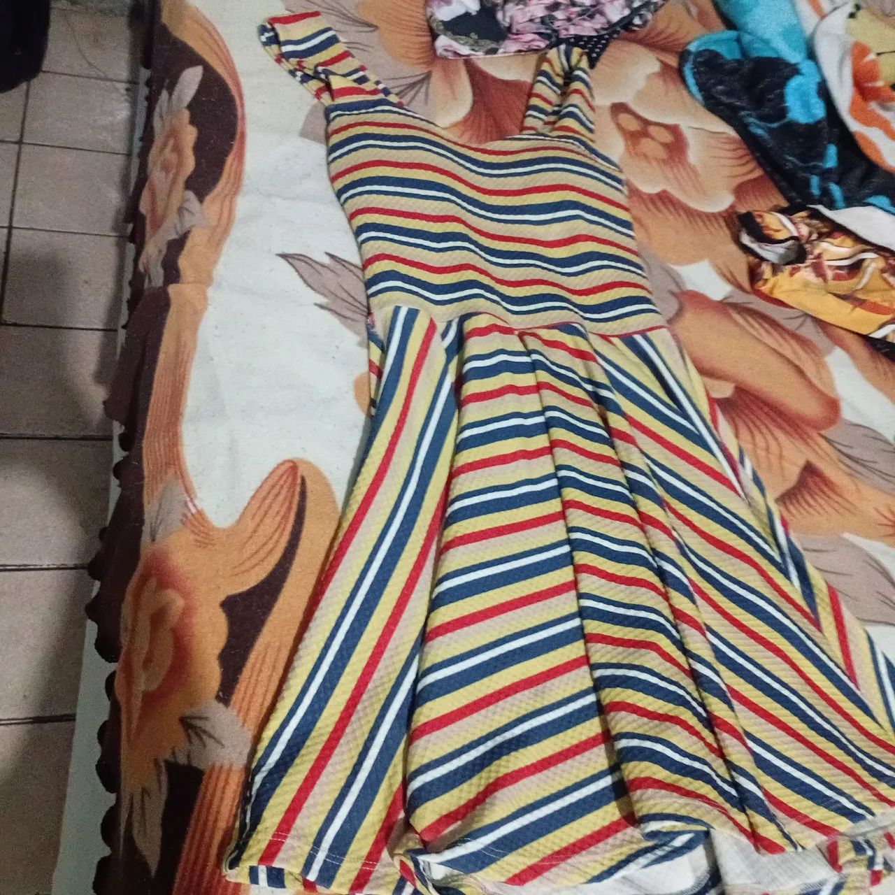 Desapego lote vestido pm - Foto 5