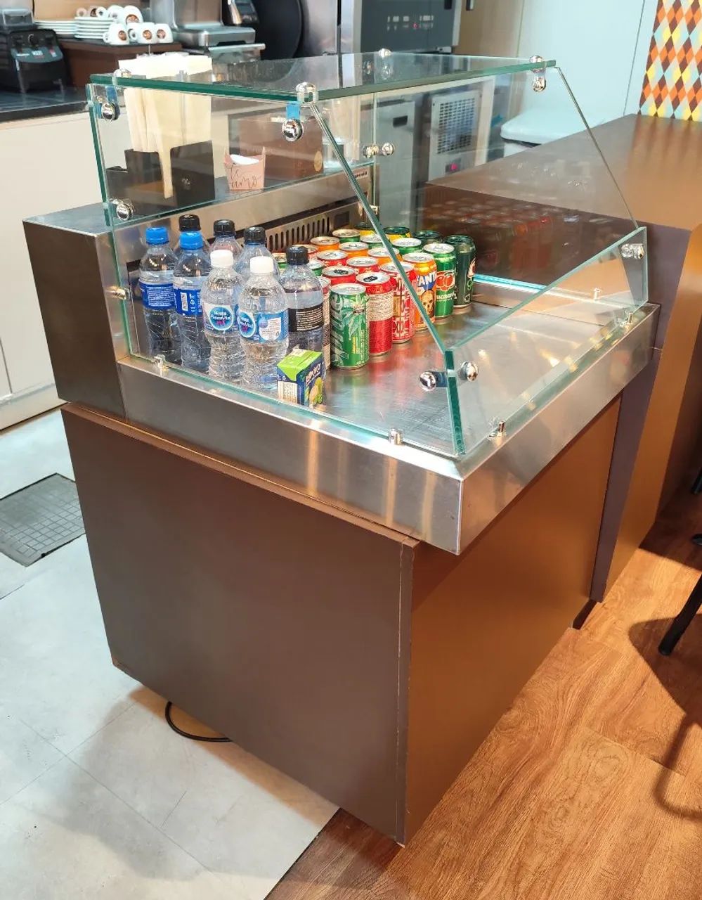 Vitrine bebidas refrigerada  - Foto 3