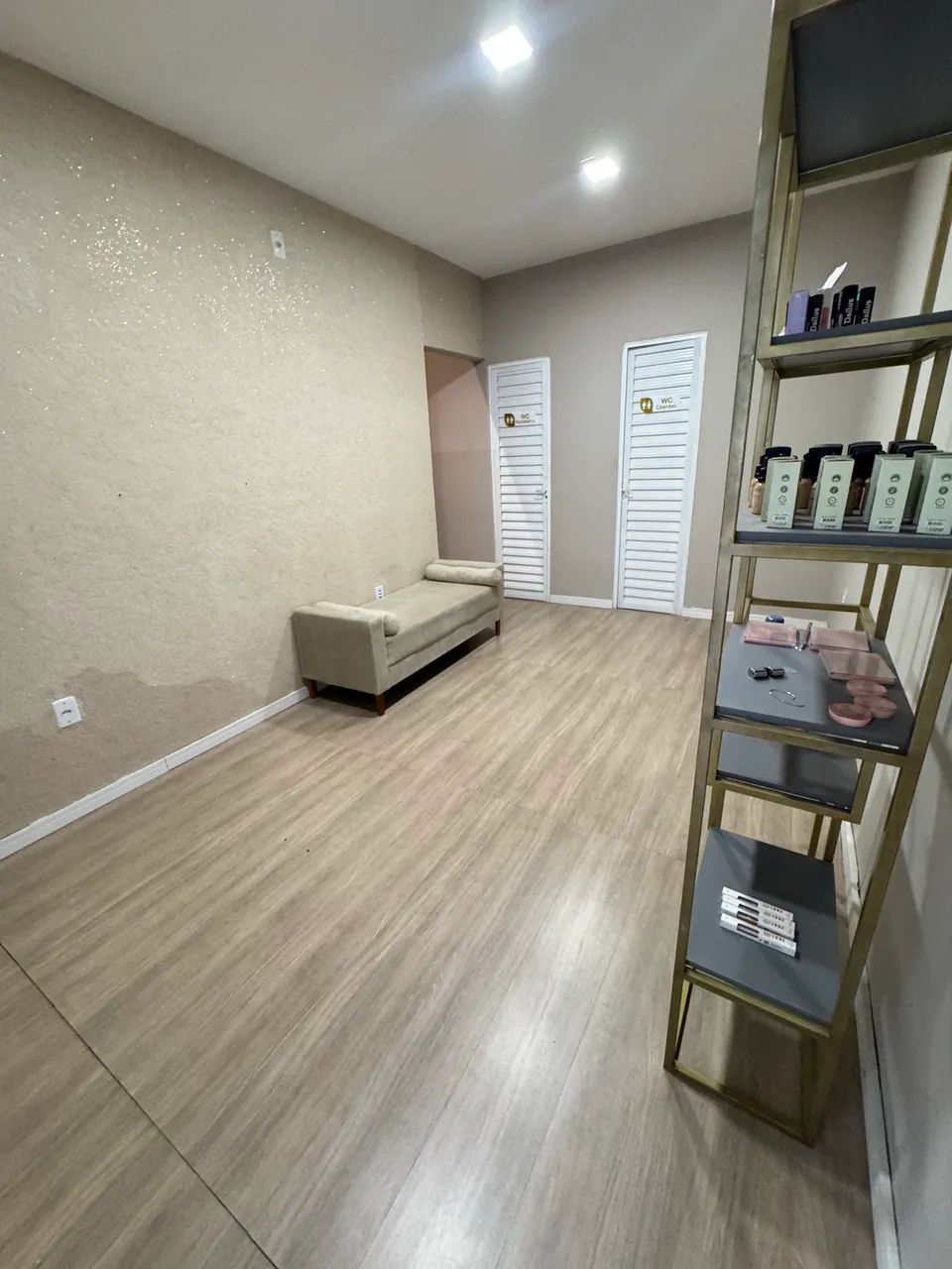 SALA COMERCIAL PARA SERVIÇOS DE BELEZA