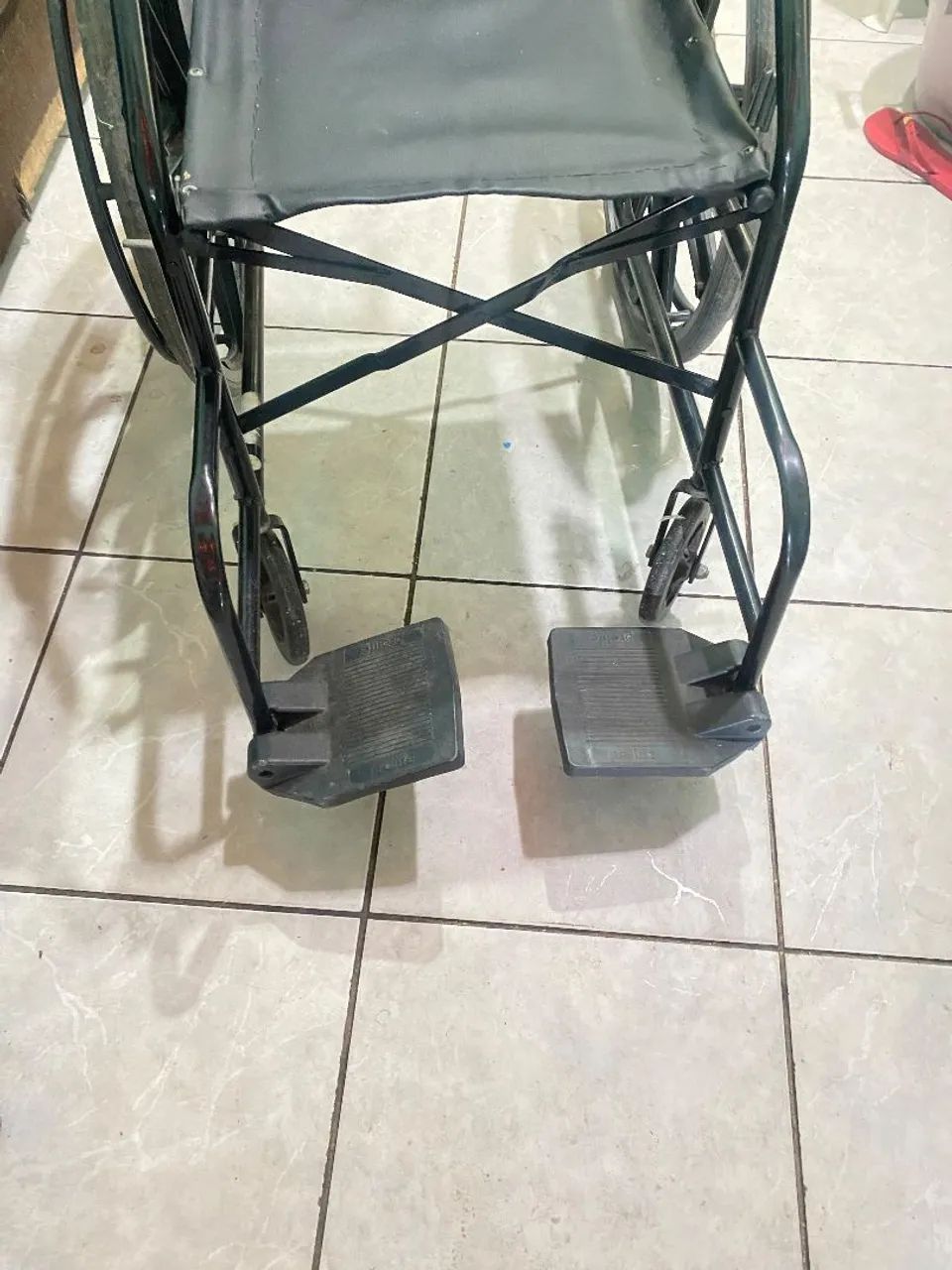 Cadeira de Rodas - Foto 3