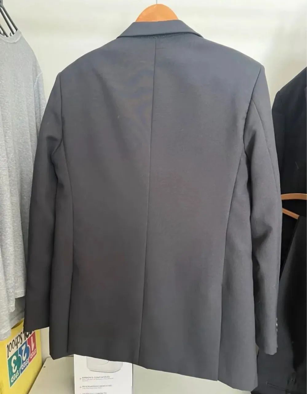 Blazer e calça social tamanho M - Foto 5