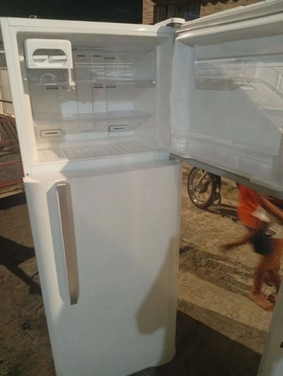 Geladeira Eletrolux  - Foto 2