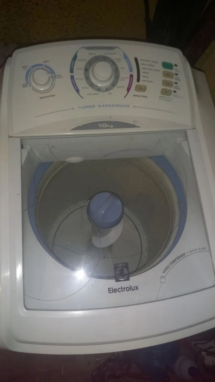 Máquina de lavar Electrolux 