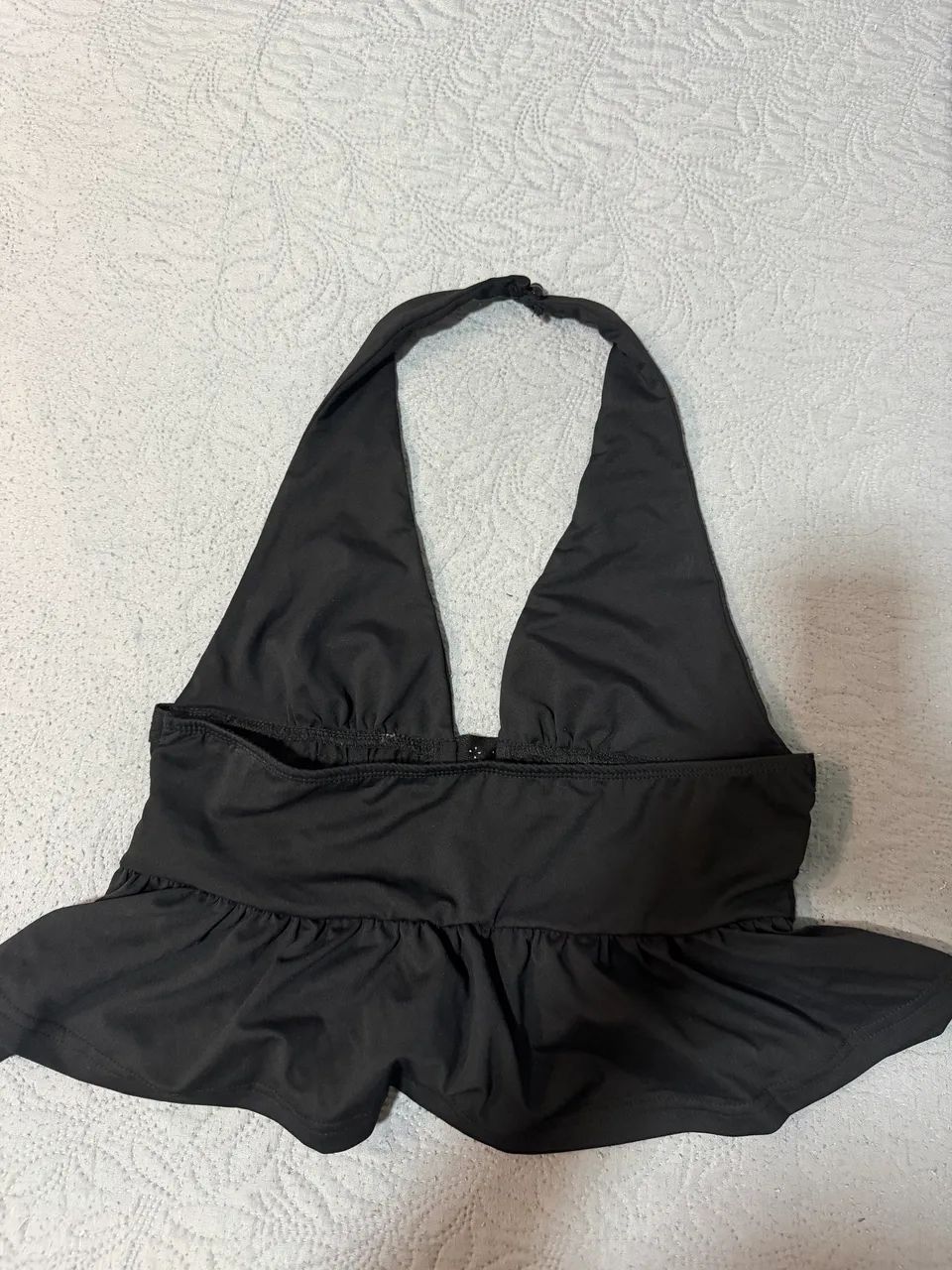 Blusa preta com detalhe prata - Foto 2