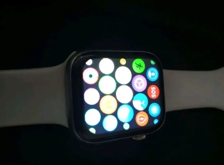 Smartwatch contador de passos e múltiplas funções  - Foto 4