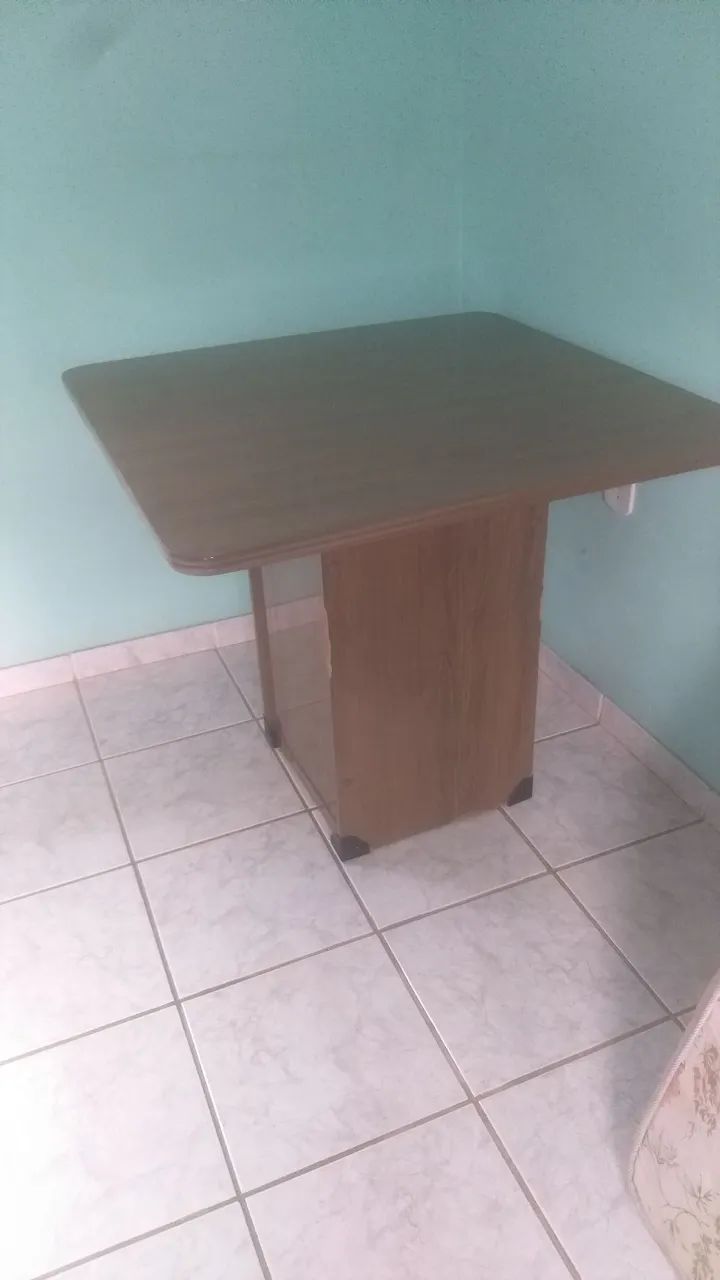 Mesa quadrada em MDF - Foto 2