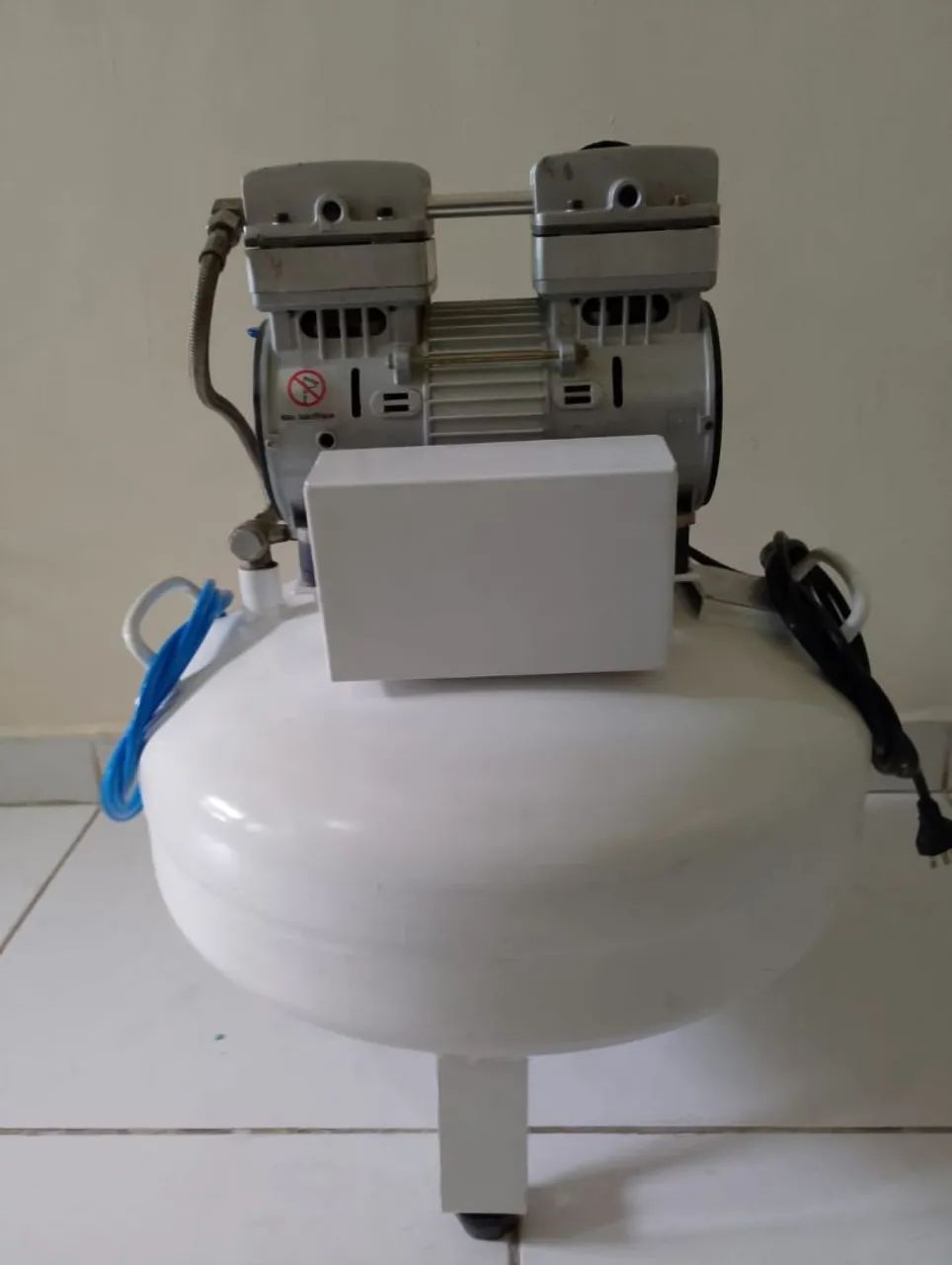 Compressor odontológico. . - Foto 4