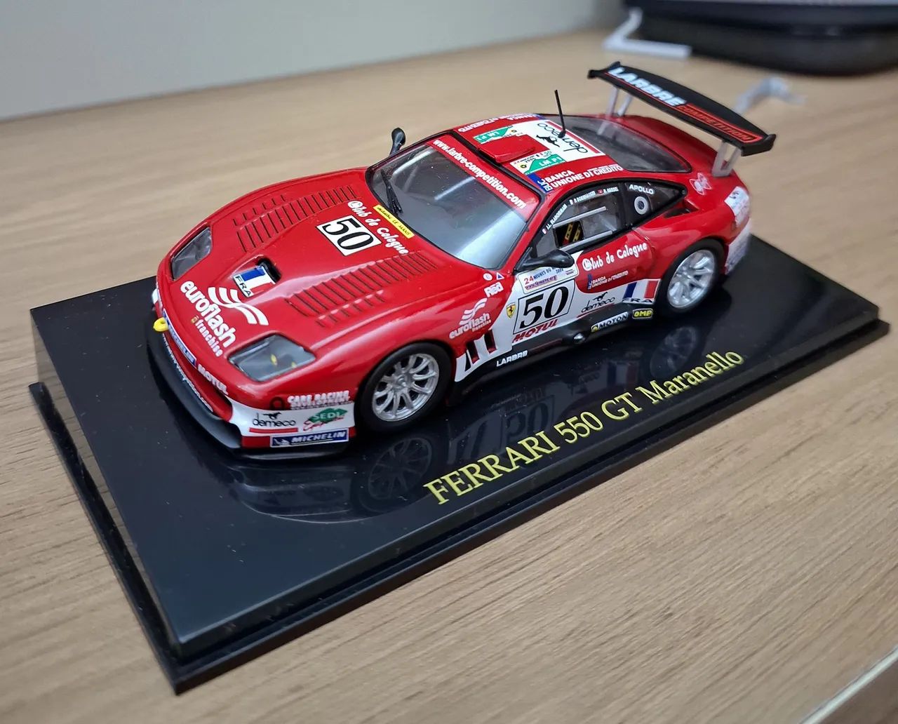 Miniatura Ferrari 550 Maranello 1:43  - Foto 2