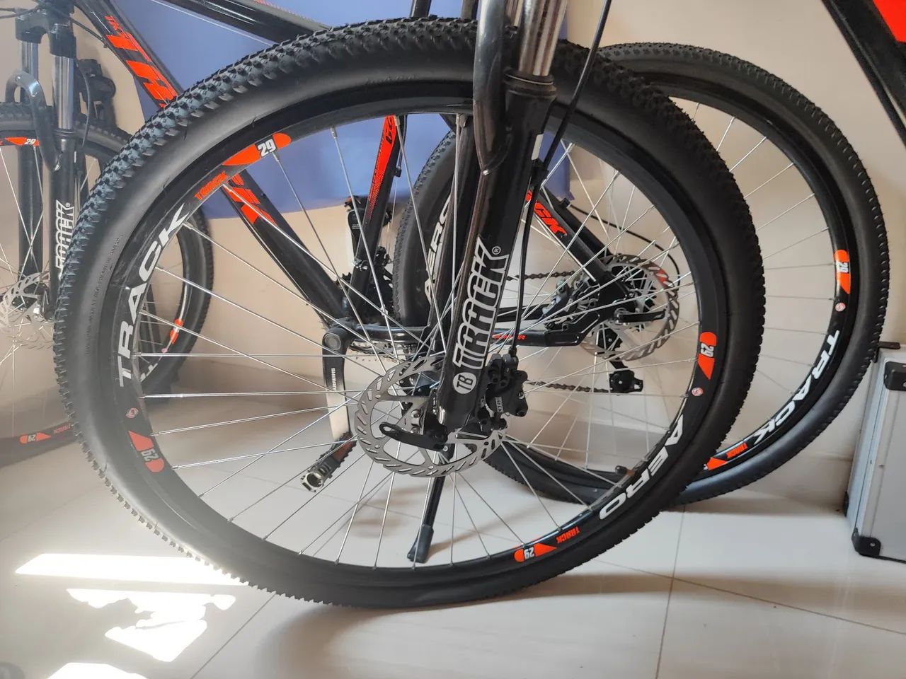 Bicicleta alumínio aro 29 - Foto 2