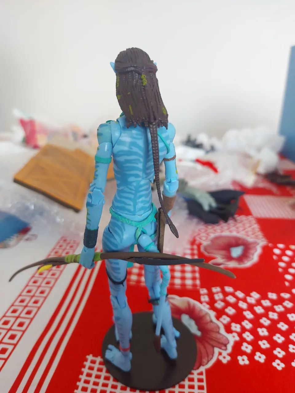 Action Figure Neytiri Avatar McFarlane Toys 18cm (Original) + Base - Foto 3