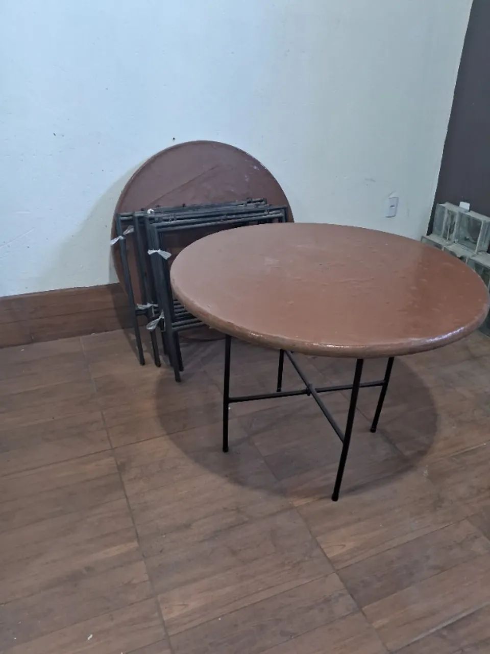 Mesa com 4 cadeiras de ferro (kit) - Foto 3