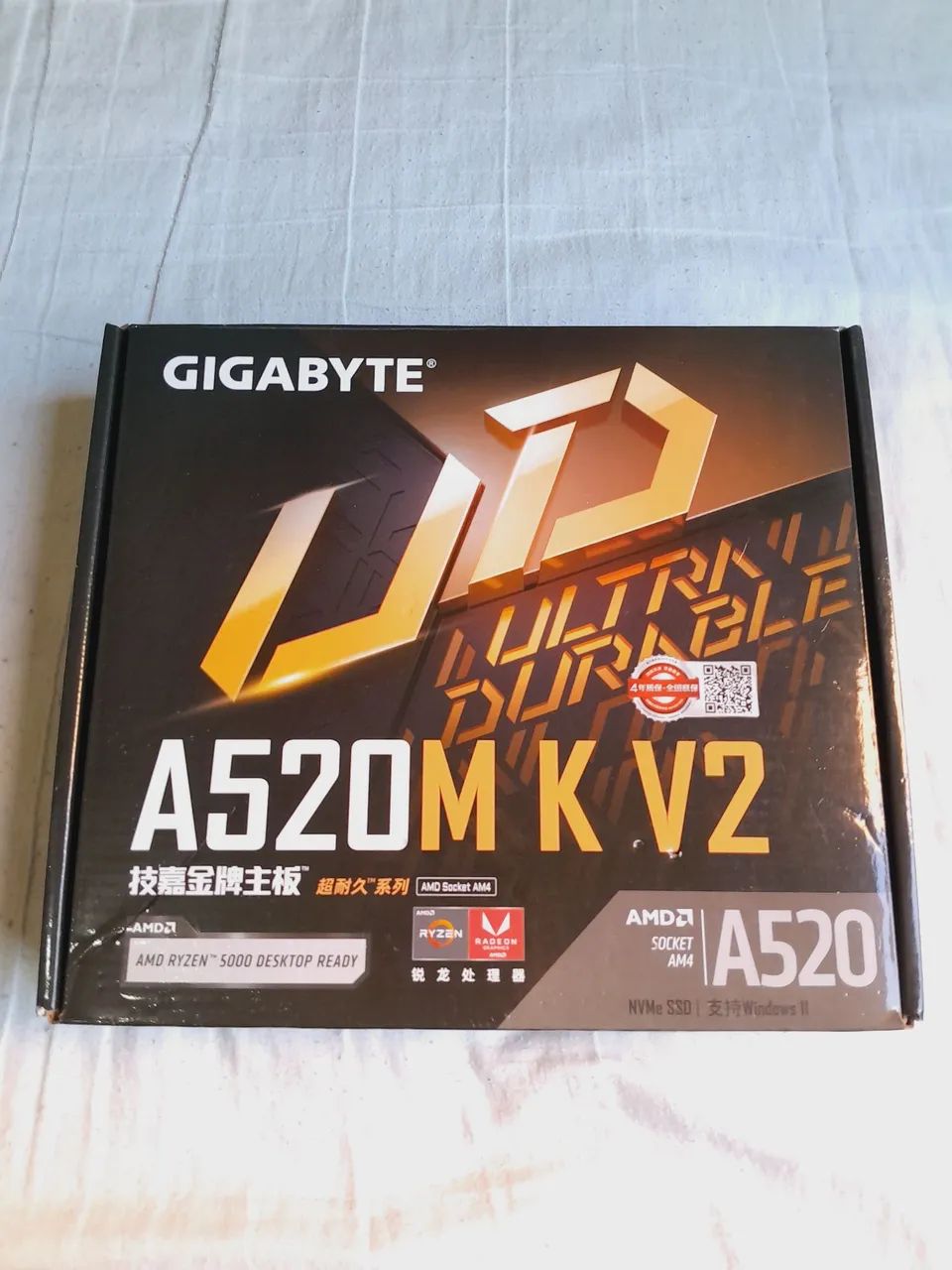 Placa mãe Gigabyte 