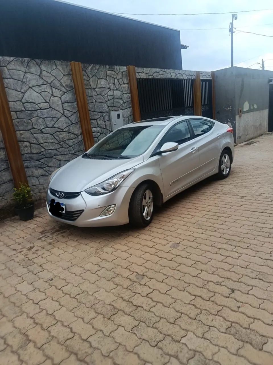 Hyundai Elantra 2.0 16V FLEX AUT. 2014