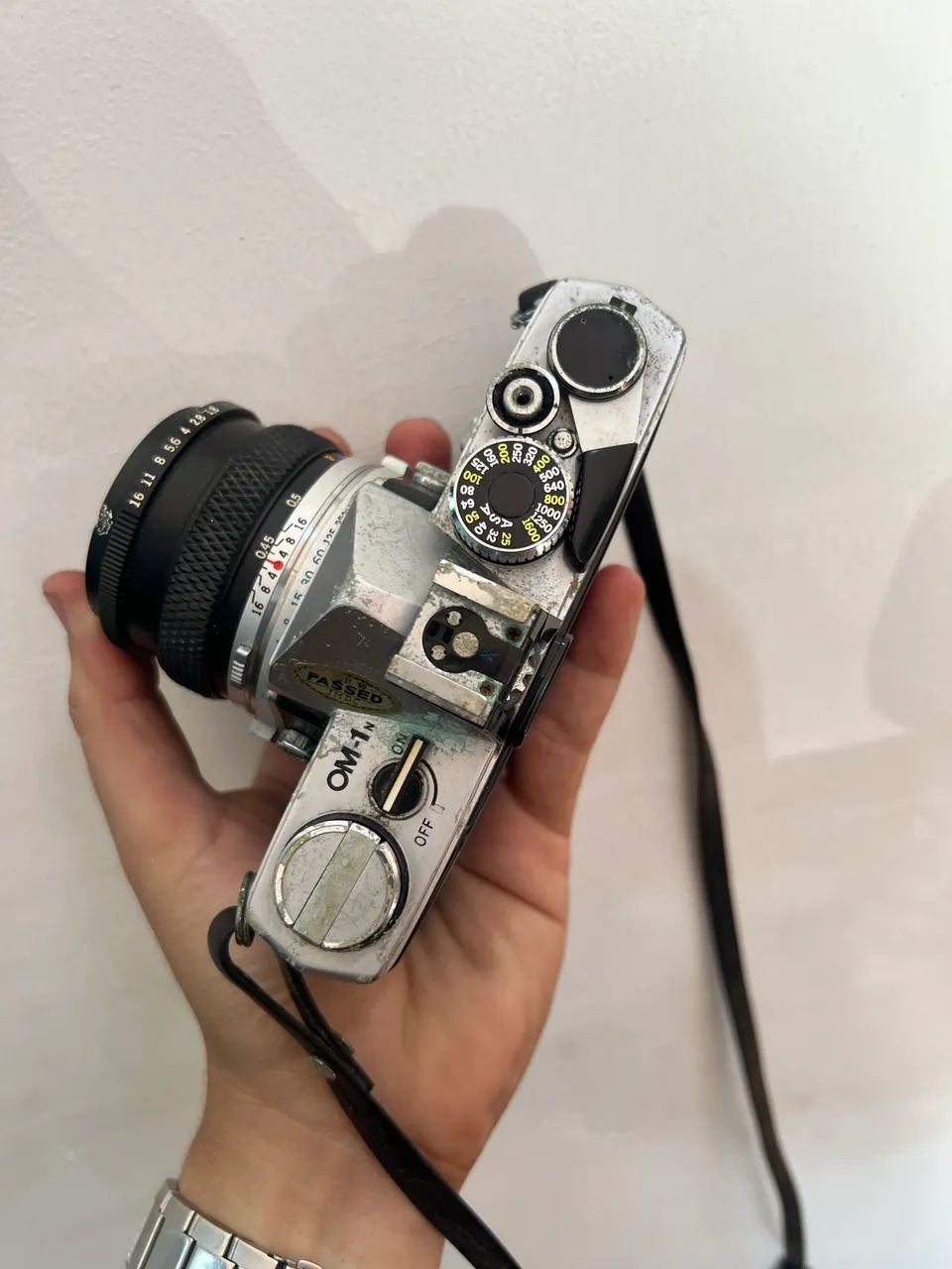 Câmera analógica usada Olympus OM-1 - Foto 2