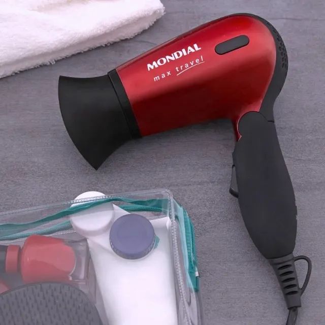 Secador de cabelo mini Mondial SC-10 vermelho bivolt para viagens.