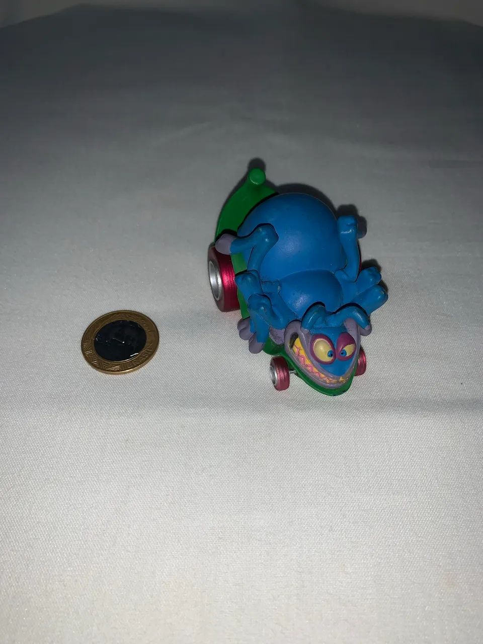 Carrinho motor maniacs modelo ant z miniatura a fricção importado 