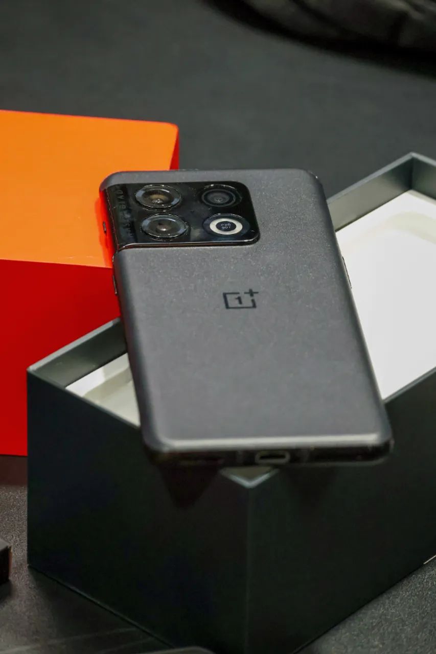 OnePlus 10 Pro 256GB 12GB RAM - Impecável, Sem Marcas - Foto 2