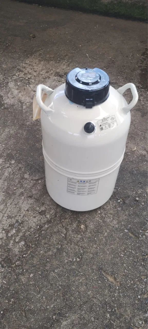 ? Tanque de Nitrogênio + Sêmen Bovino - Select Sires ? - Foto 4