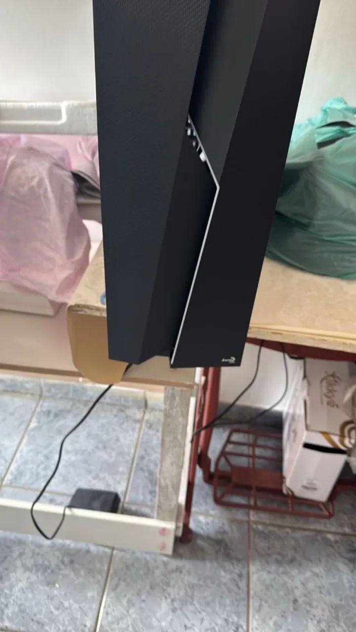 Gabinete Aerocool Atx Bolt Acrylic