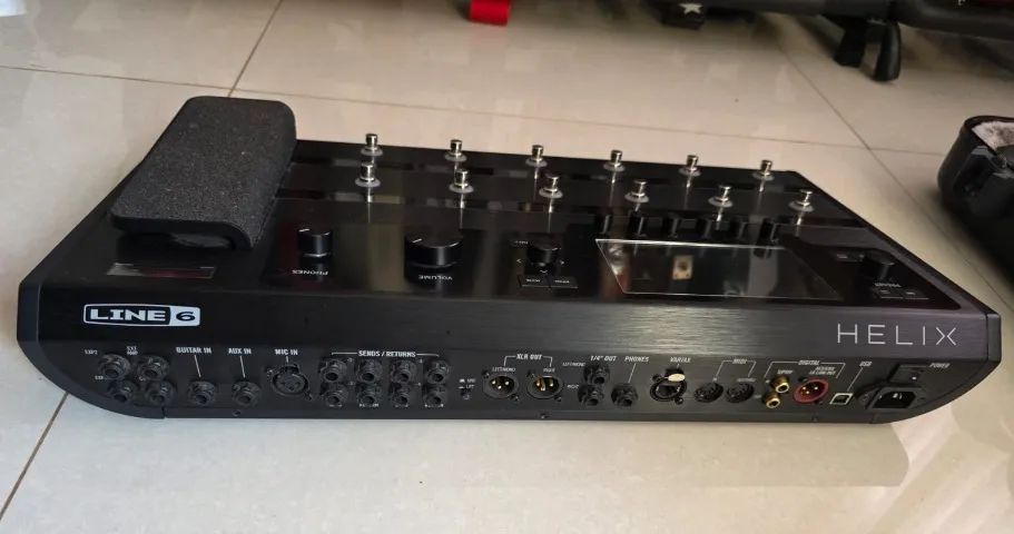Line 6 - HELIX Floor - Foto 3