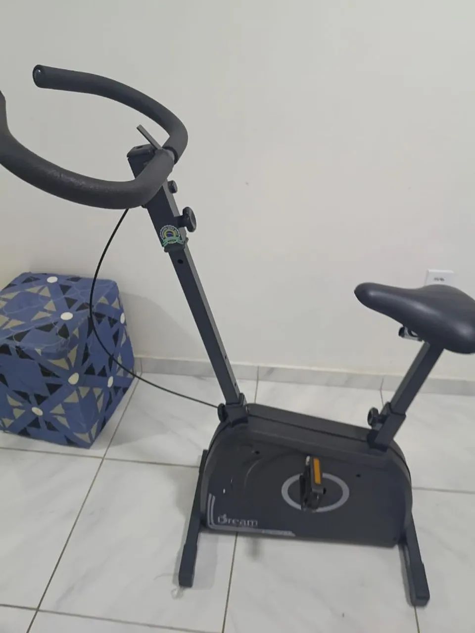 VENDE-SE BICICLETA 