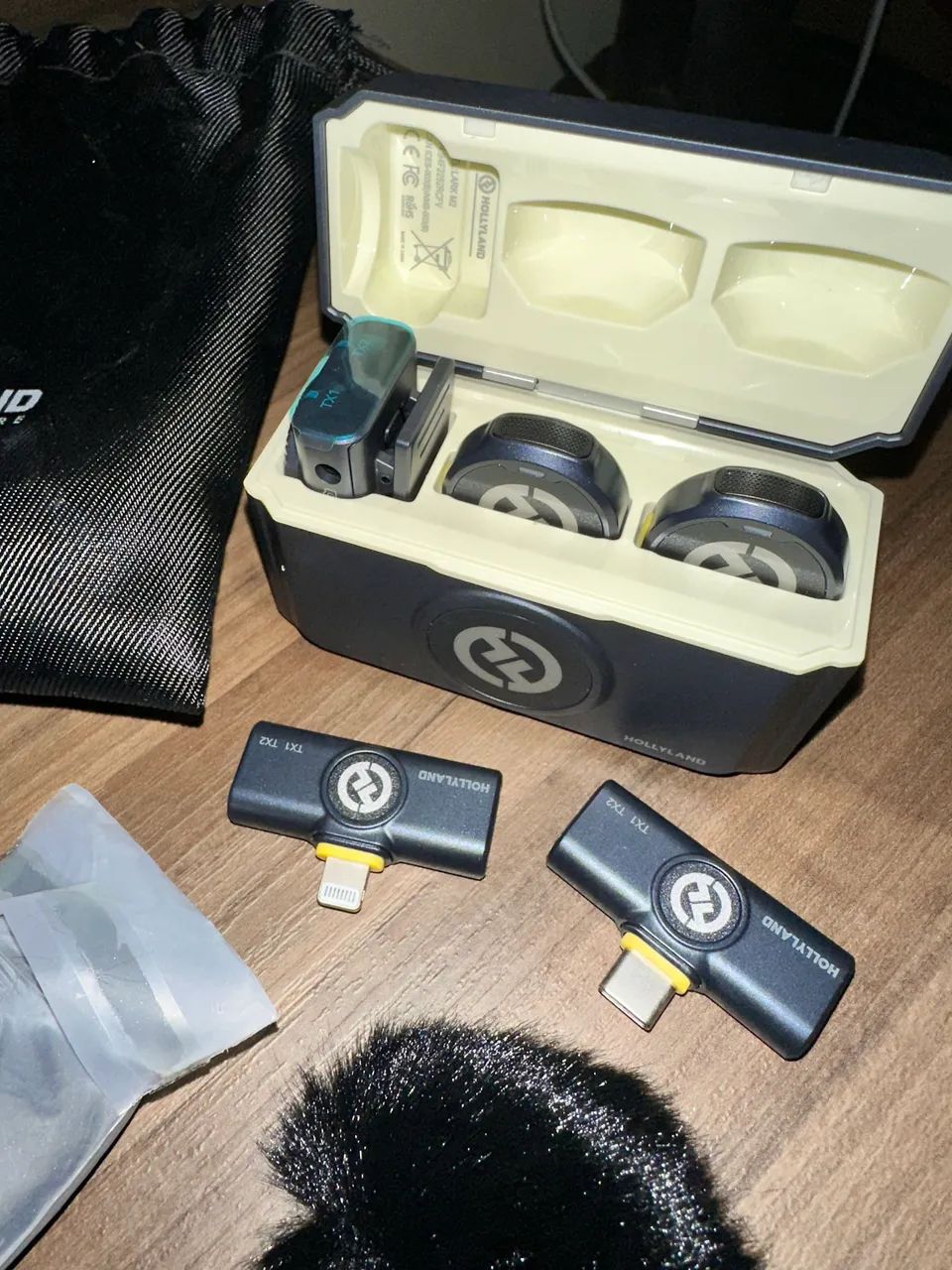Microfone Lapela Hollyland Lark M2 Combo - Novíssimo!
