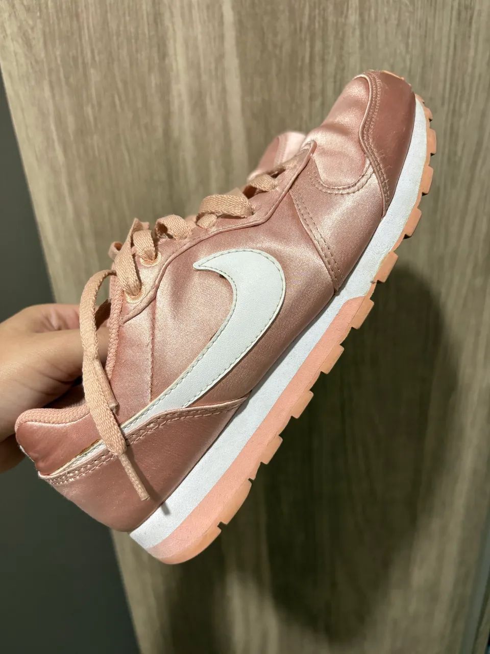 Tênis Nike TAM 34 - Foto 2