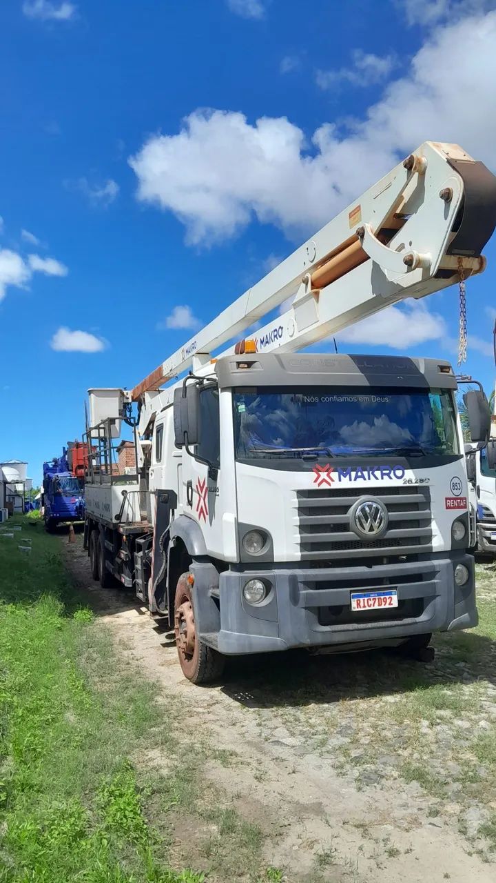 Volkswagen 26-280 E Constellation 6x4 2020 - Foto 3