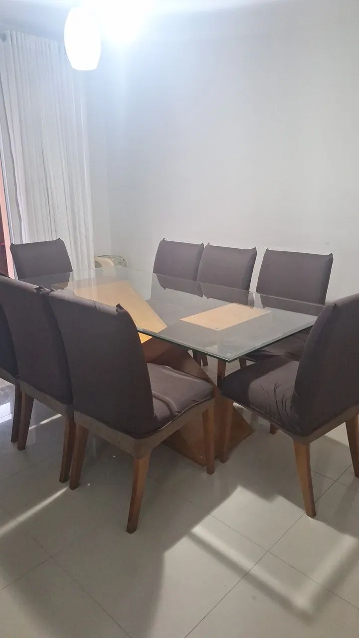 Mesa de jantar 8 lugares 