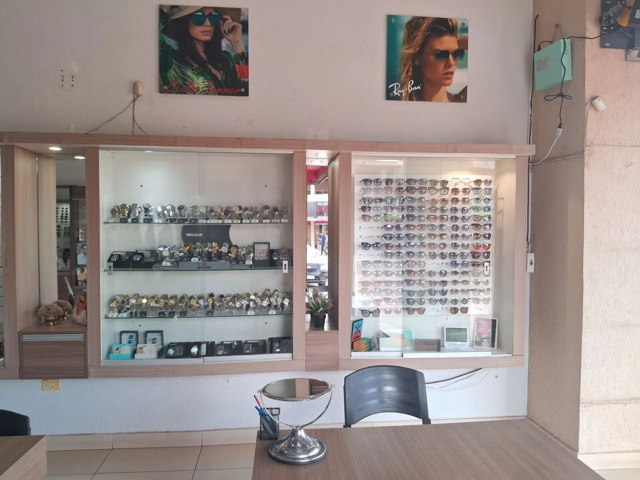 Vendo vitrines para ótica  - Foto 4