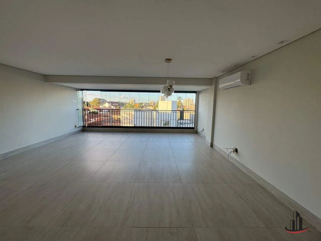 Excelente Apartamento no Bairro Mercês com 3 Suites e localização privilegiada - Foto 3
