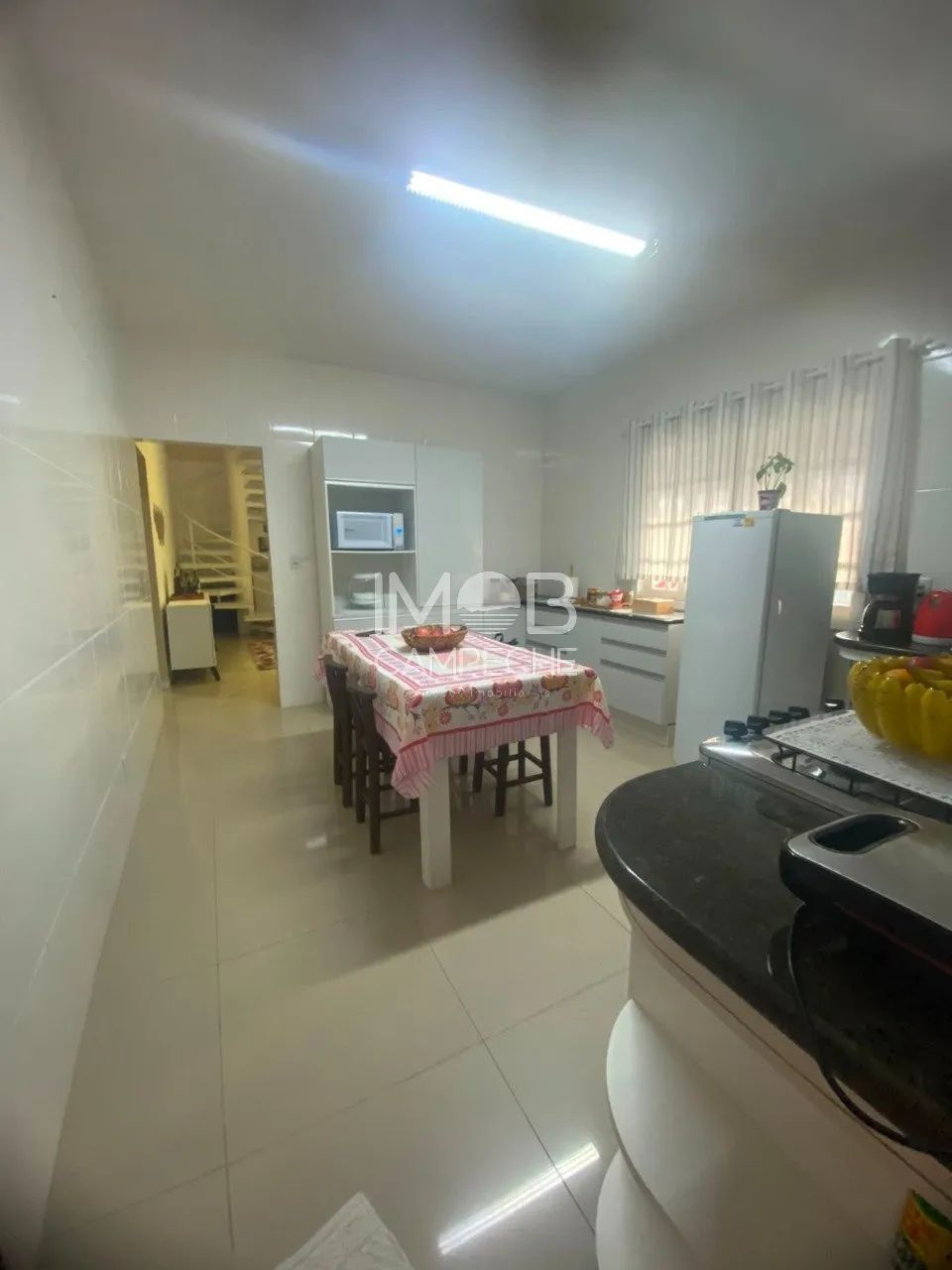 Casa financiável, 5 dormitórios, à venda no Carianos - Florianópolis/SC.