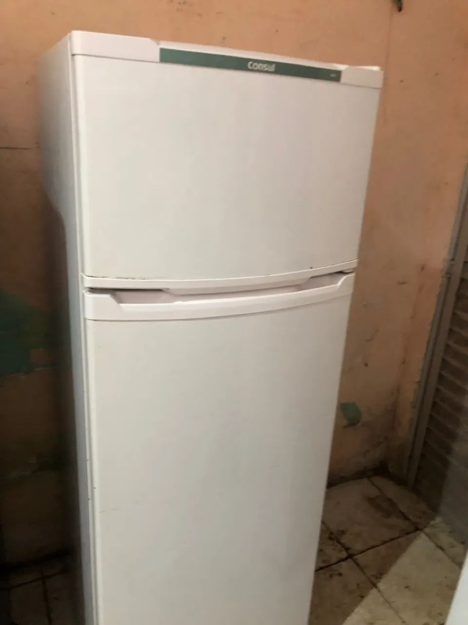 Geladeira cônsul 