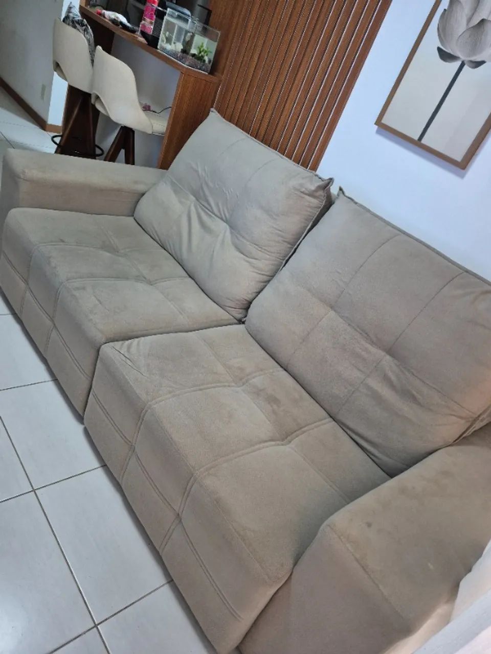 Sofá reclinável  e retrátil 