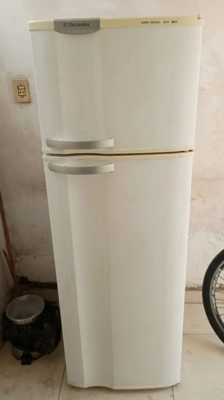 Geladeira Electrolux Super Freezer DC33