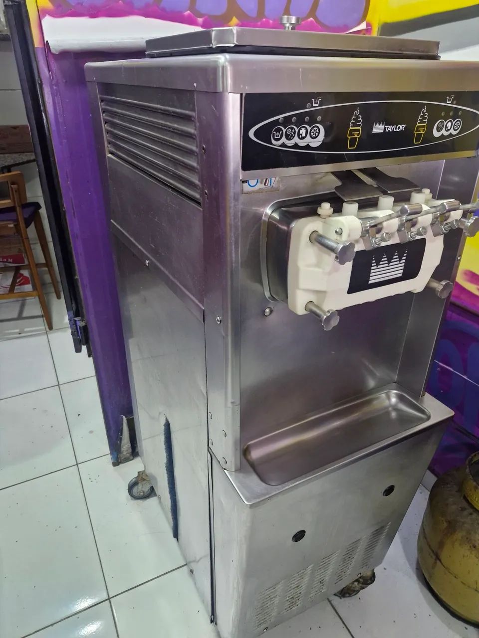 Máquina de sorvete Taylor 336 - Foto 2