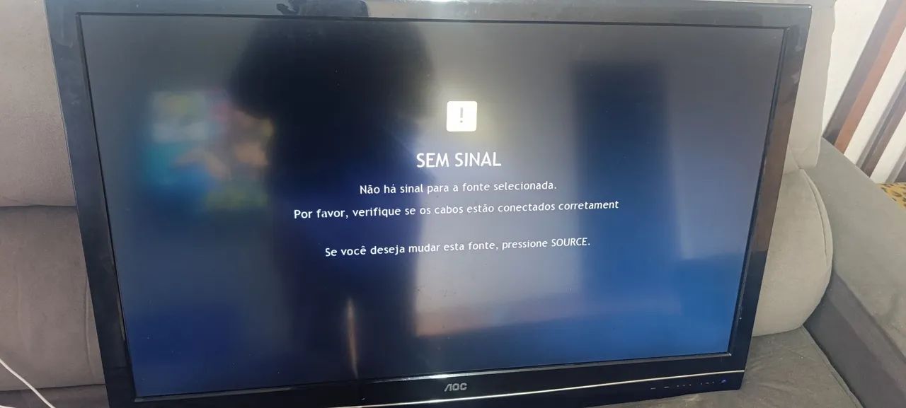 Tv 42" AOC defeito metade do led azulado - Foto 2