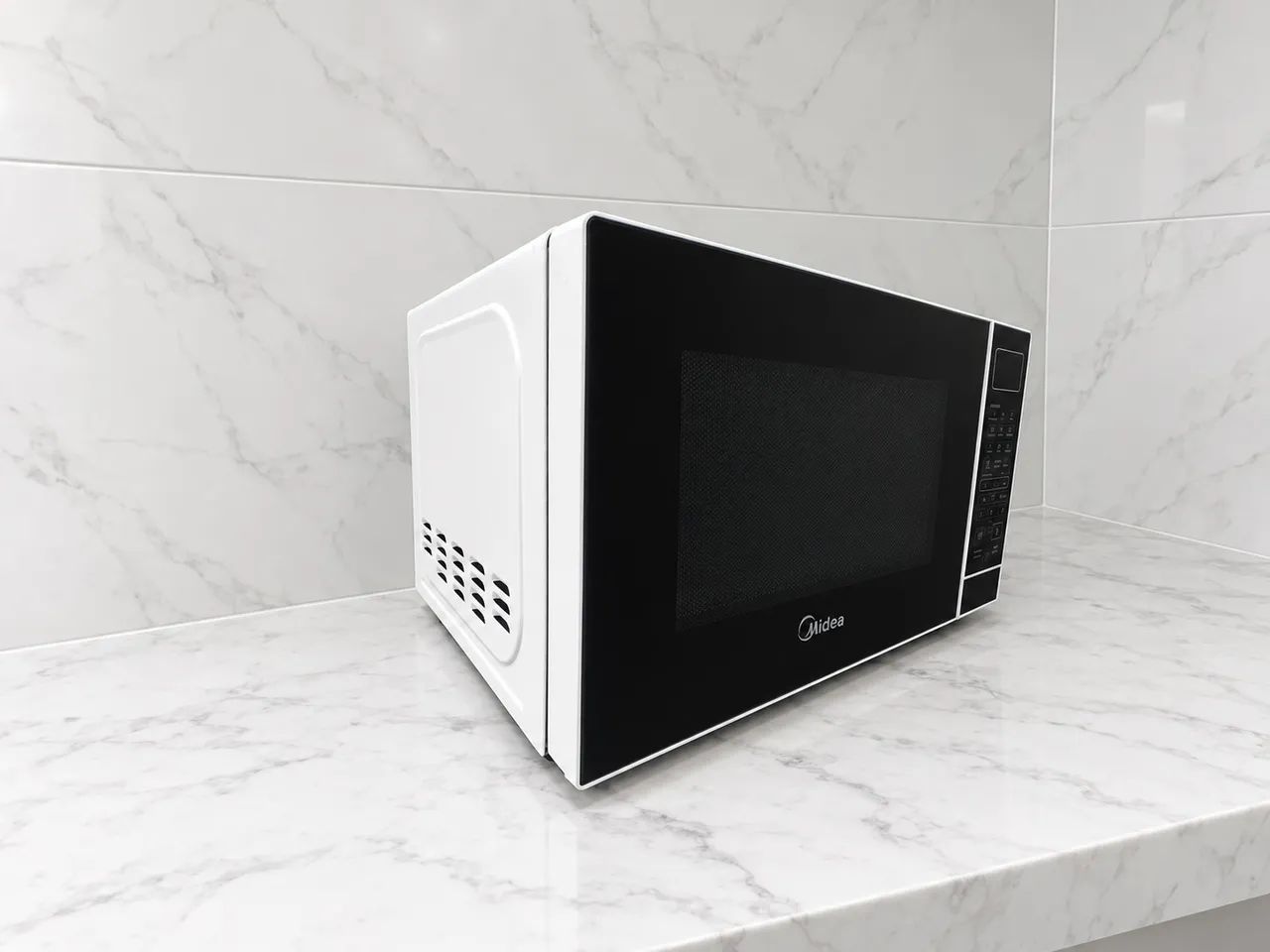 Microondas Midea 20L
