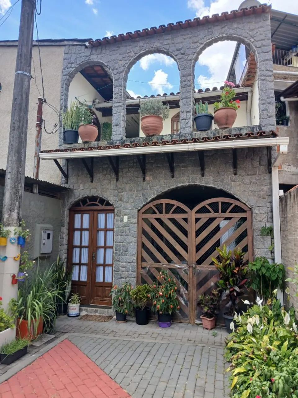 Casa no centro de Domingos Martins 