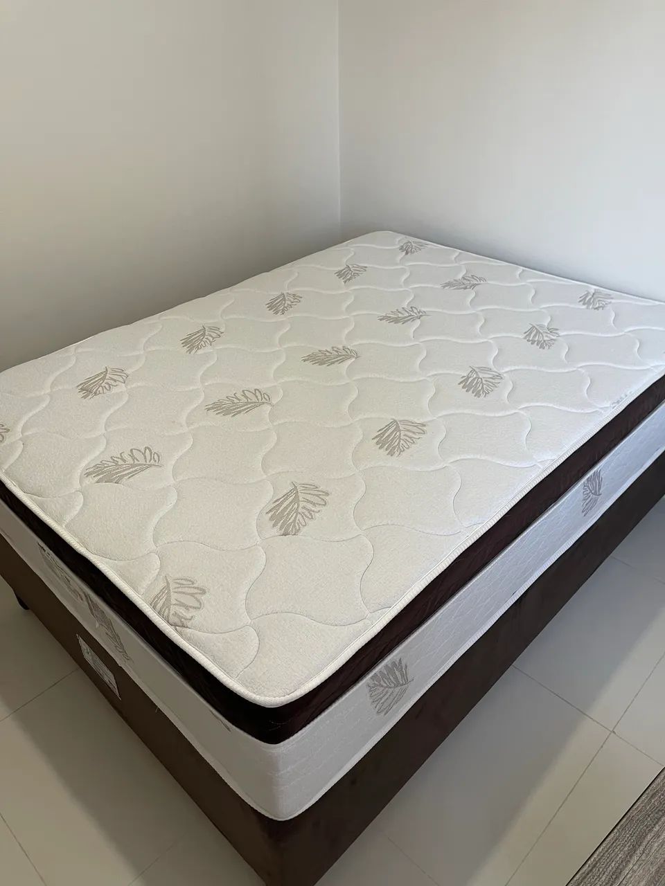 Cama Box com colchão semi novo  - Foto 3