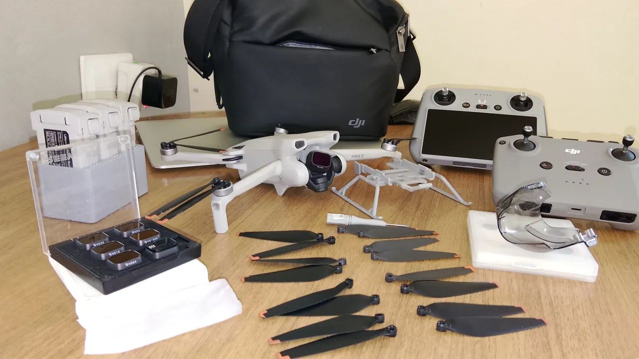 Drone DJI Mini 3 combo fly more  - Foto 2