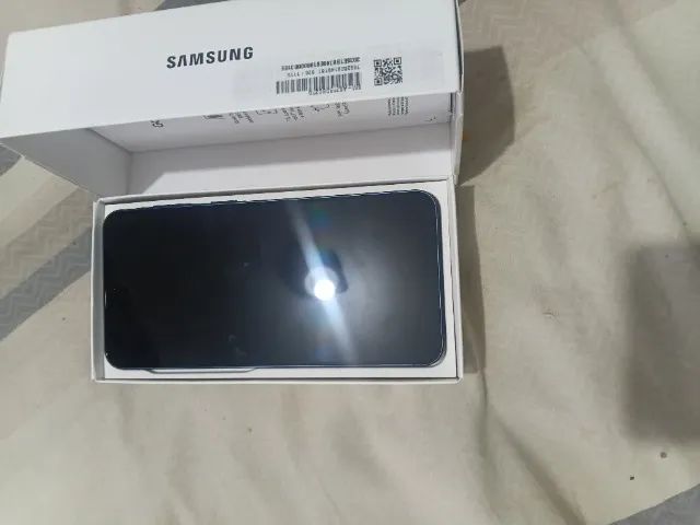 Celular Samsung novo A57