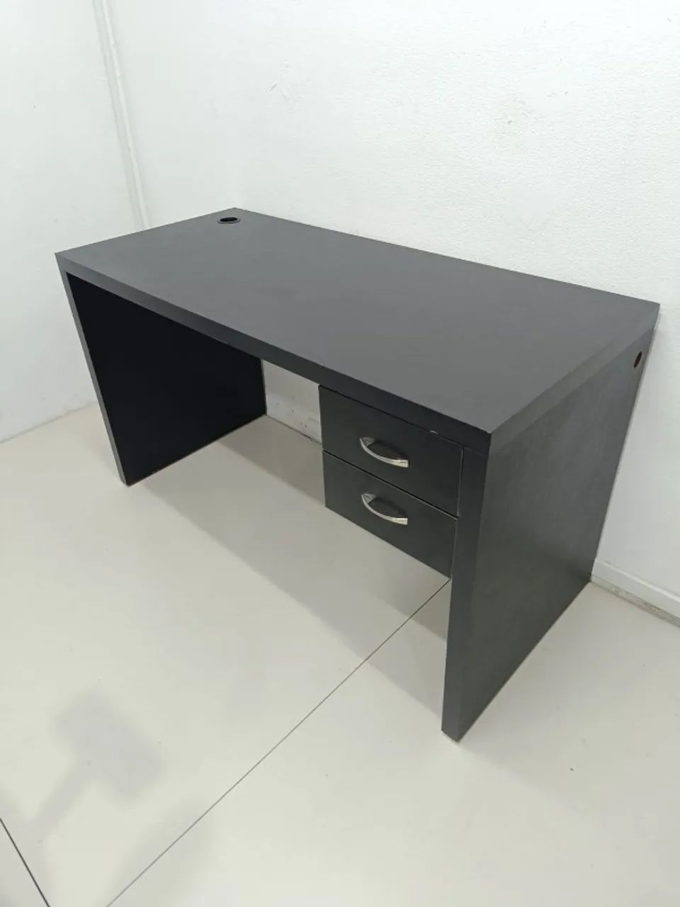 Mesa de escritório usada