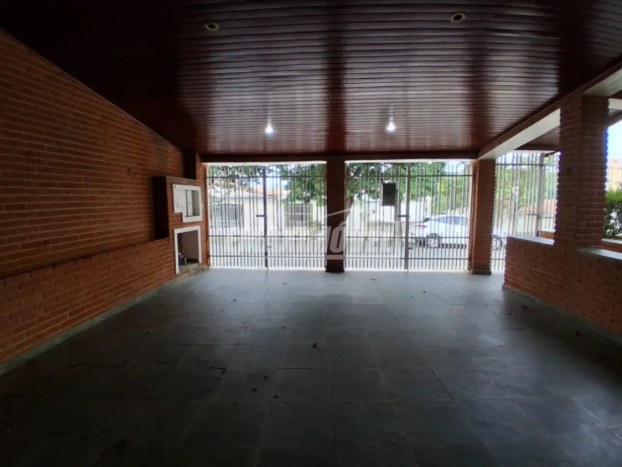 Casa com 3 Quartos sendo 1 Suíte com hidromassagem - Vila Haro - Foto 2