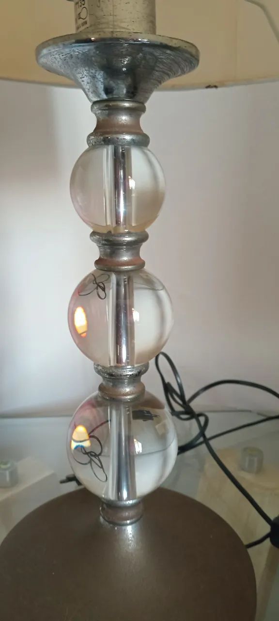 Abajur com detalhes cristal - Foto 2