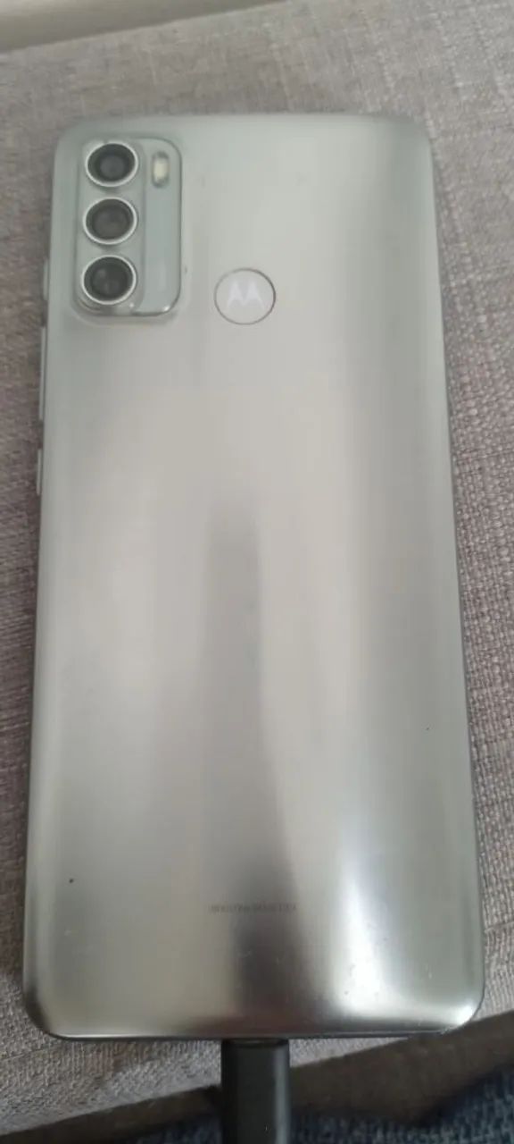 Celular moto G60 funciona ligado no carregador  - Foto 2
