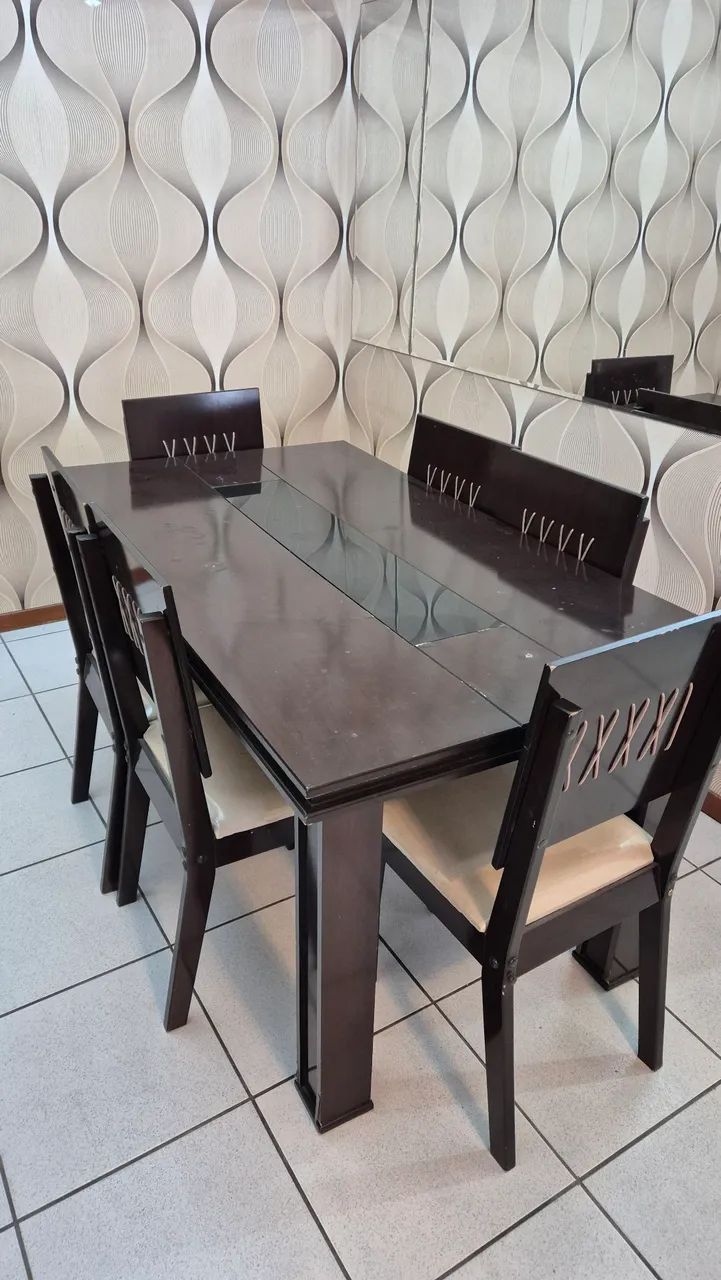 Mesa de Jantar 6 cadeiras