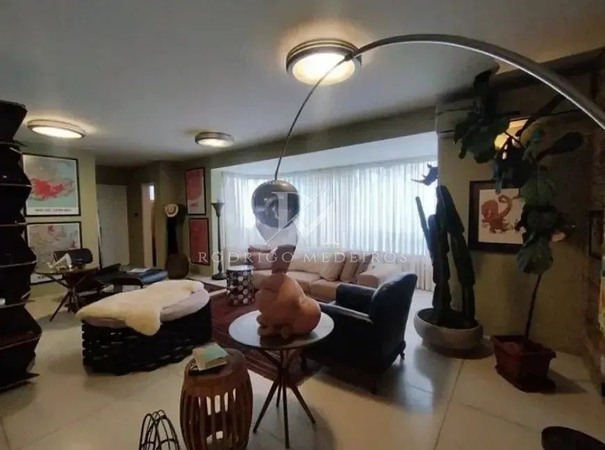 EXCLUSIVIDADE NO CENTRO DE FLORIANÓPOLIS | 5 DORMITÓRIOS | 167m² PRIVATIVOS - Foto 2